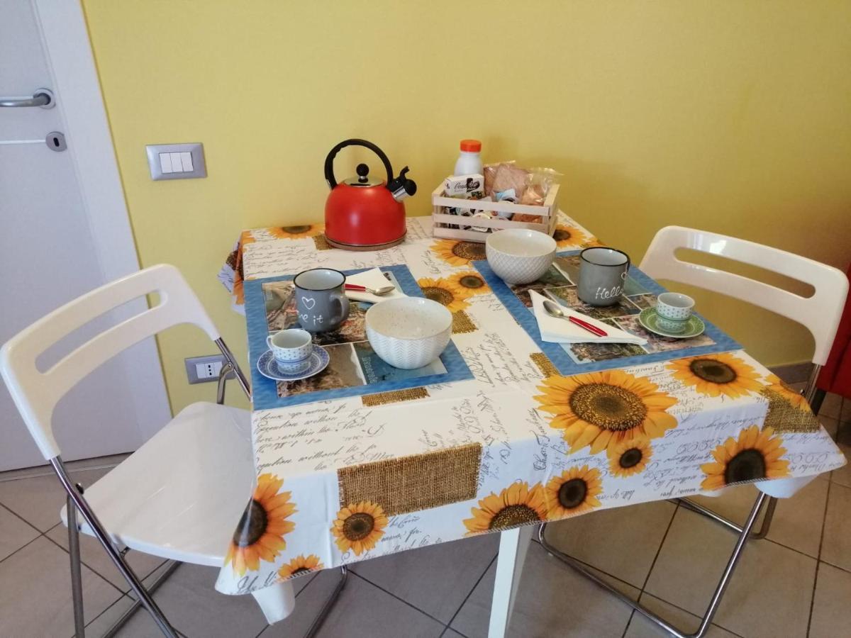 Ca Di Dome Appartamento Vista Mare San Bernardino Kültér fotó